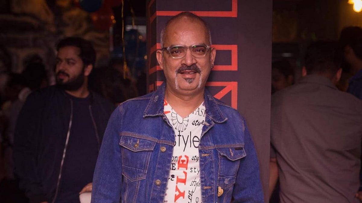 <div class="paragraphs"><p>Designer Sadan Pande</p></div>