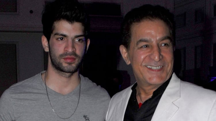 <div class="paragraphs"><p>Dalip Tahil with his son Dhruv.</p></div>