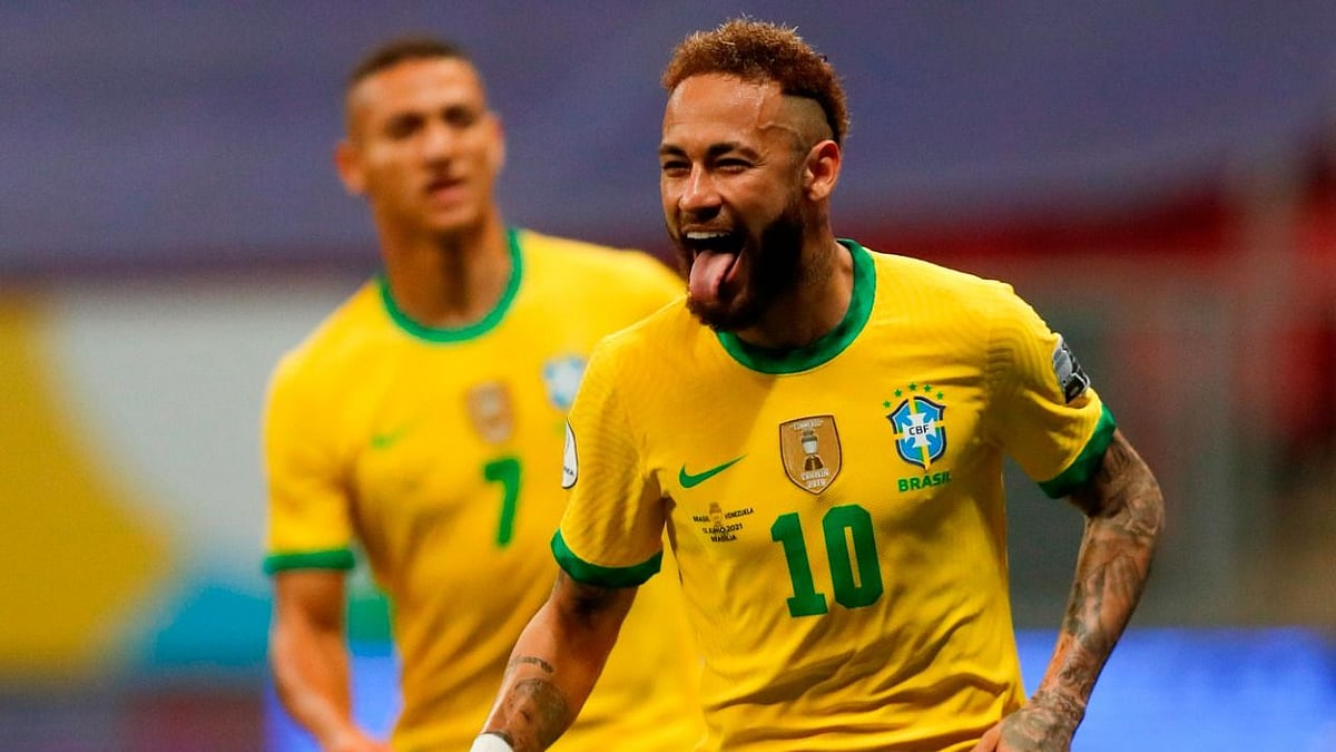 Neymar celebrates his goal against Venezuela.&nbsp;