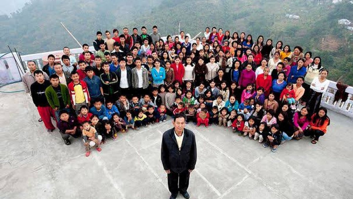 <div class="paragraphs"><p>Zion-a Chana,&nbsp;Man With World’s Largest Family of 127 People Dies at 76</p></div>