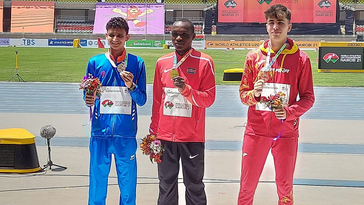 <div class="paragraphs"><p>Amit Khatri won the silver medal.</p></div>