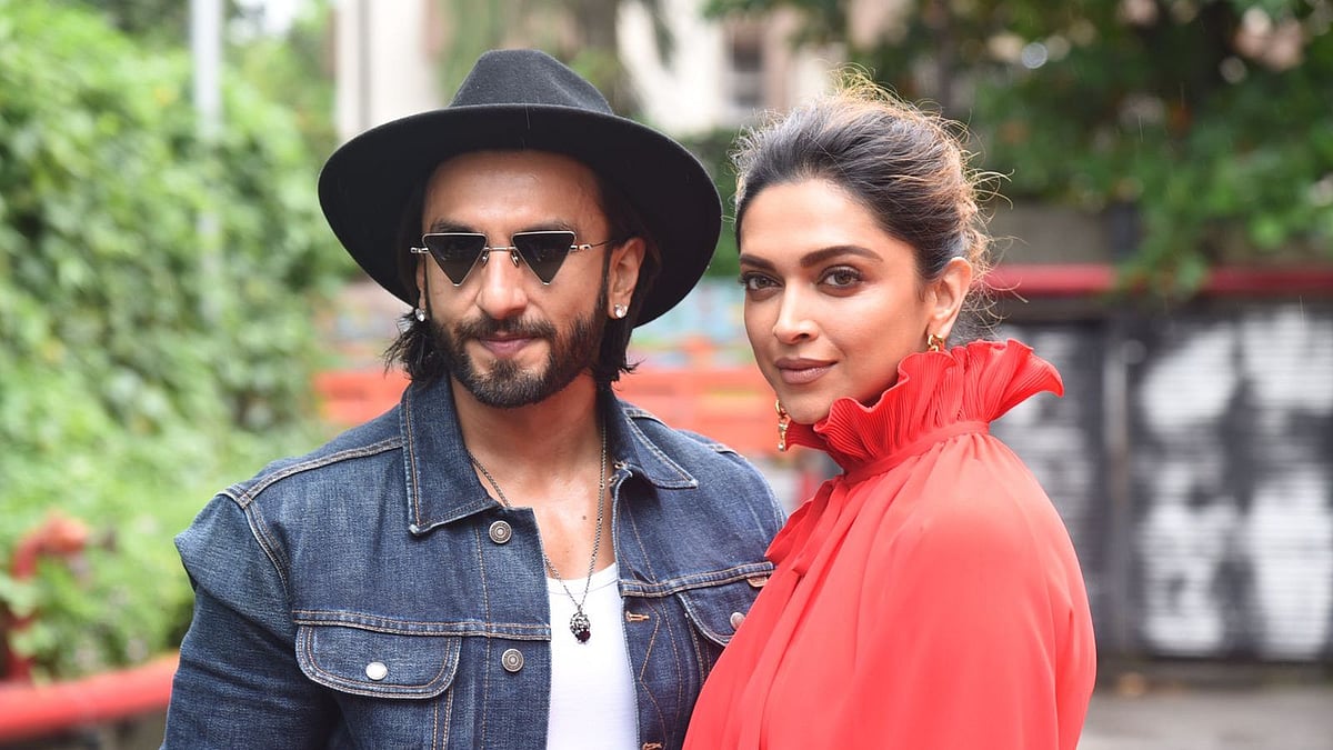 <div class="paragraphs"><p>Ranveer Singh and Deepika Padukone.</p></div>