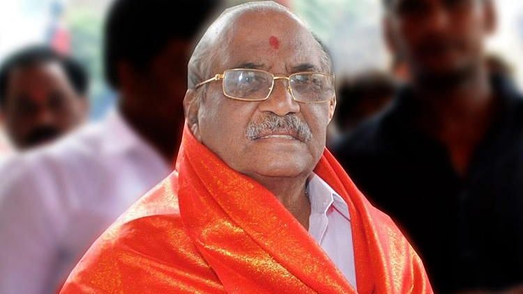 <div class="paragraphs"><p>AIADMK leader and former textile minister E Madhusudhanan passes away at the age of 79.</p></div>