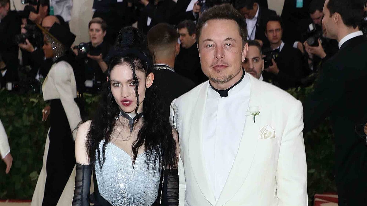 <div class="paragraphs"><p>Elon Musk and Grimes.</p></div>