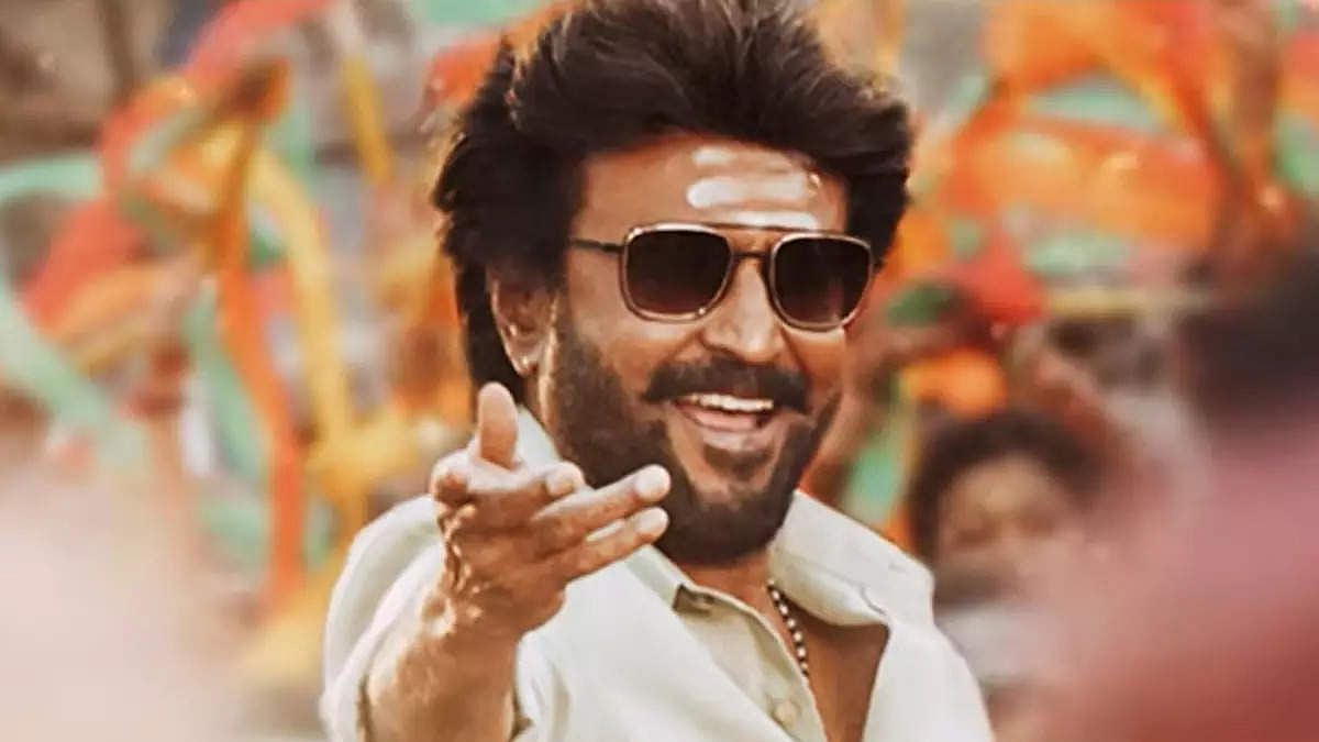 <div class="paragraphs"><p>Rajinikanth received the Dadasaheb Phalke Award for 2021.</p></div>