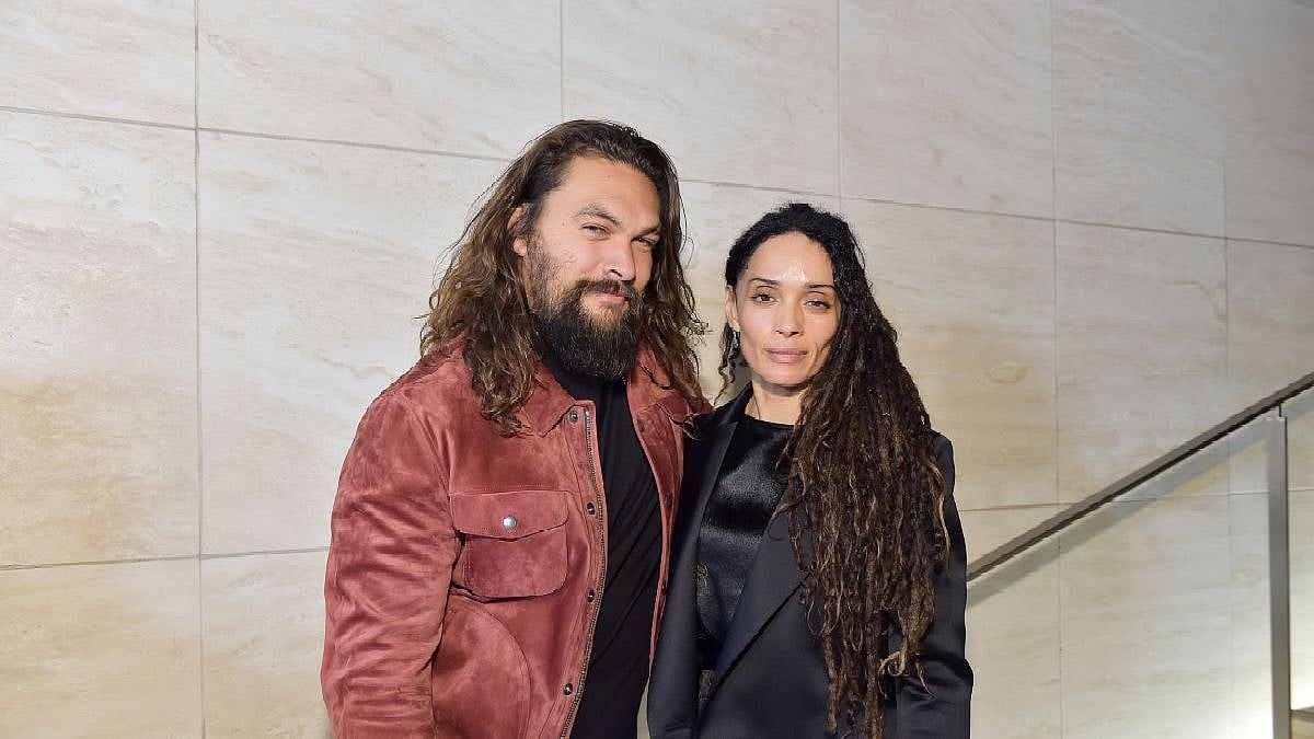 <div class="paragraphs"><p>Jason Momoa and Lisa Bonet part ways.</p></div>