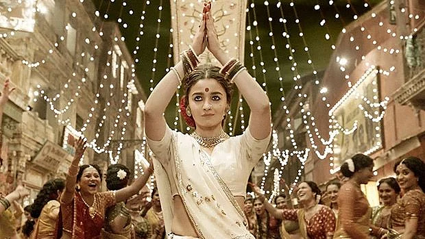 <div class="paragraphs"><p>Alia Bhatt in <em>Gangubai Kathiawadi</em>.</p></div>