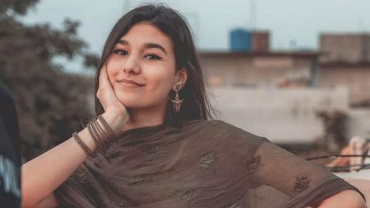 <div class="paragraphs"><p>Pakistani singer Shae Gill.</p></div>