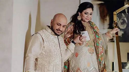 <div class="paragraphs"><p>B Praak and Wife Meera Bachan</p></div>