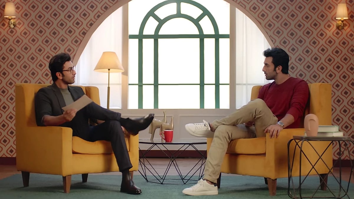 <div class="paragraphs"><p>Ranbir Kapoor plays double in Shamshera's promotional video.</p></div>