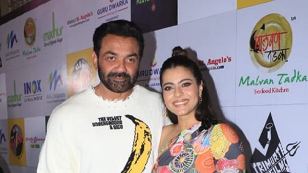 <div class="paragraphs"><p>Kajol and Bobby Deol at the special screening of <em>Gupt</em>.</p></div>