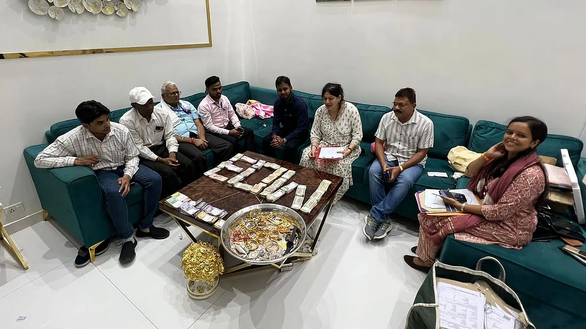 <div class="paragraphs"><p>It was also found that the couple had assets "650 times higher" compared to their known sources of income, EOW Superintendent of Police Devendra Singh Rajput said.</p></div>