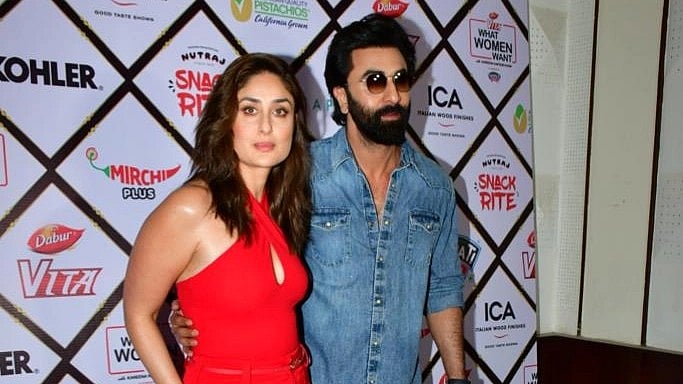 <div class="paragraphs"><p>Kareena Kapoor promotes her chat show with cousin Ranbir Kapoor.</p></div>