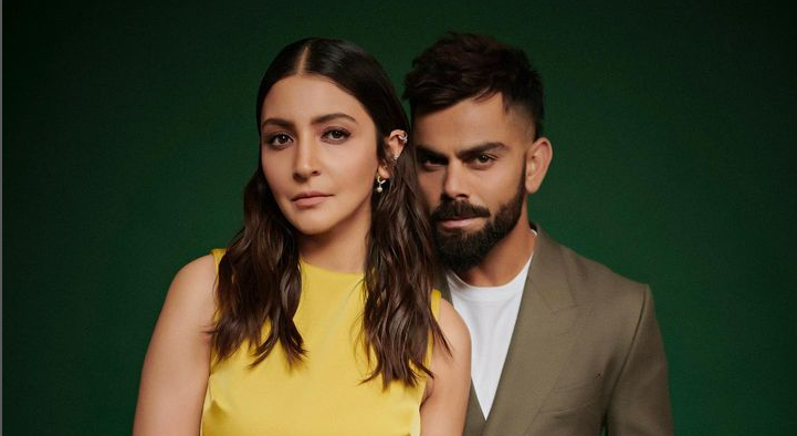 <div class="paragraphs"><p>Here's Why Virat Kohli Started Laughing While Getting Clicked By The Paparazzi</p></div>