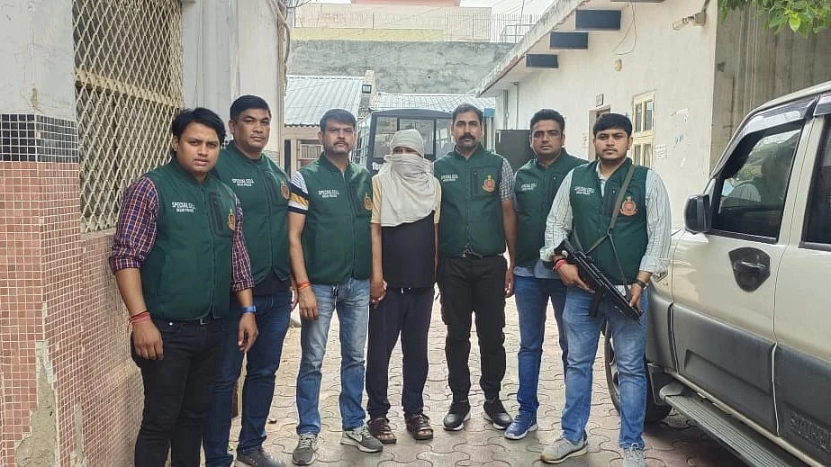 <div class="paragraphs"><p>The Delhi Police Special Cell has made another arrest over the 2020 riots, specifically in connection with the alleged murder of Head Constable Ratan Lal.</p></div>