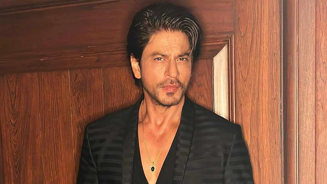 <div class="paragraphs"><p>Shah Rukh Khan thanks his Jawan Team.&nbsp;</p></div>