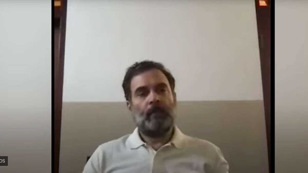 <div class="paragraphs"><p>‘Modi’s Ideology Set Manipur Ablaze’: Rahul Gandhi Slams BJP in Video Message</p></div>