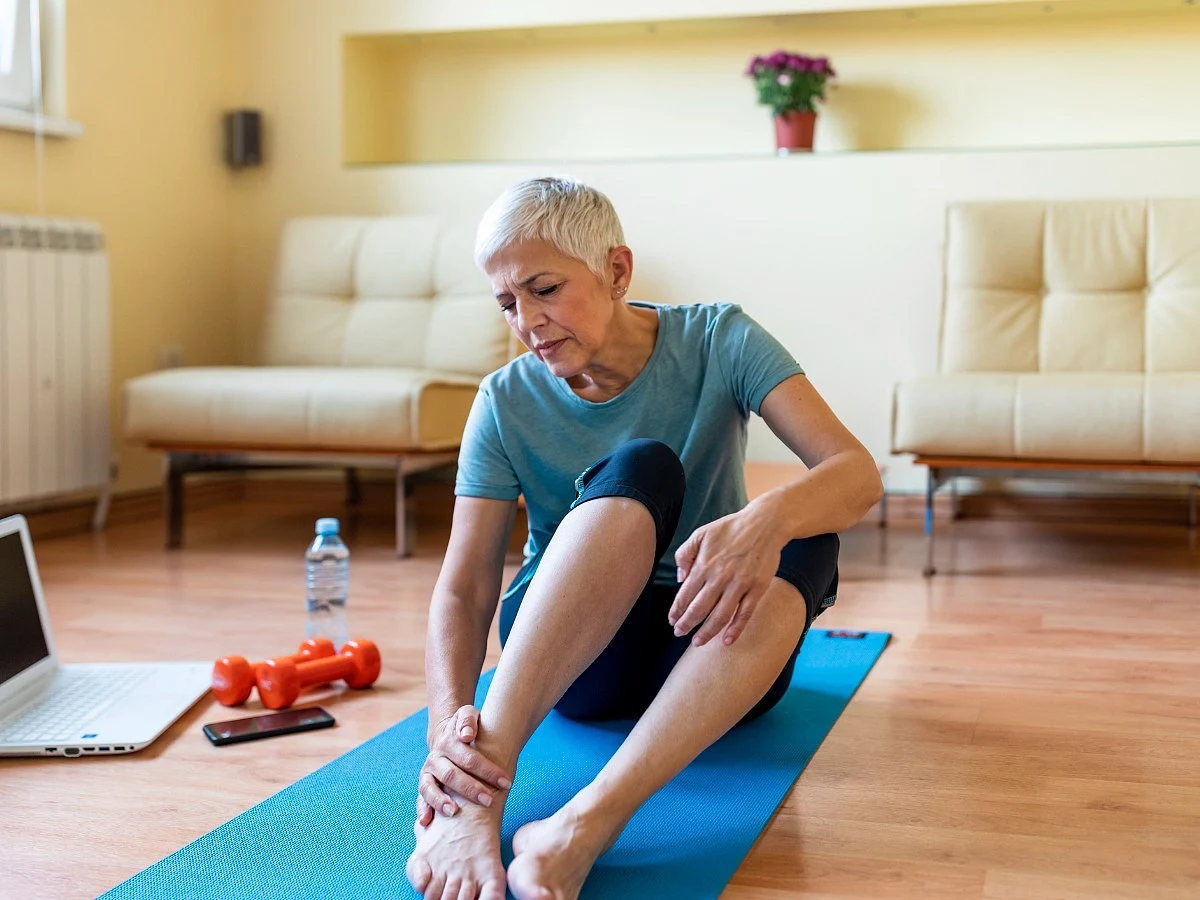 <div class="paragraphs"><p>yoga for ankles</p></div>