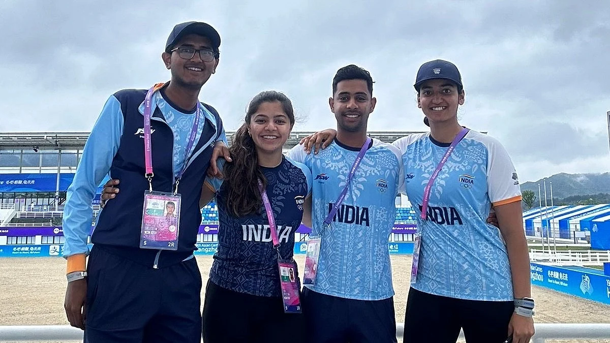 <div class="paragraphs"><p>Asian Games: Sudipti Hajela, Divyakriti Singh, Hriday Chheda and Anush Agarwala won a gold in Team Dressage.</p></div>