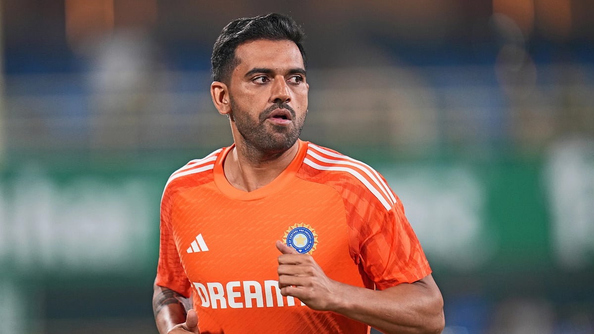 <div class="paragraphs"><p>Mohammed Shami, one of India’s leading fast bowlers, has not been selected for recent national squads despite consistent performances in domestic cricket.</p></div>