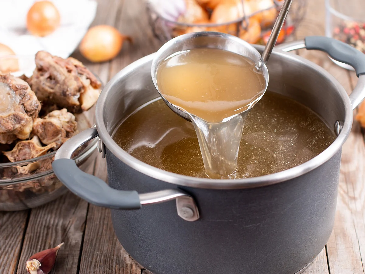 <div class="paragraphs"><p>Bone Broth benefits</p></div>