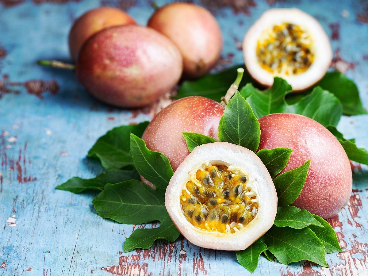 <div class="paragraphs"><p>Benefits Of Passion Fruit</p></div>
