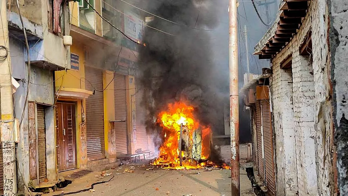 <div class="paragraphs"><p>A vehicle in flames after violence erupted during the second survey of the Jama Masjid in Sambhal.</p></div>