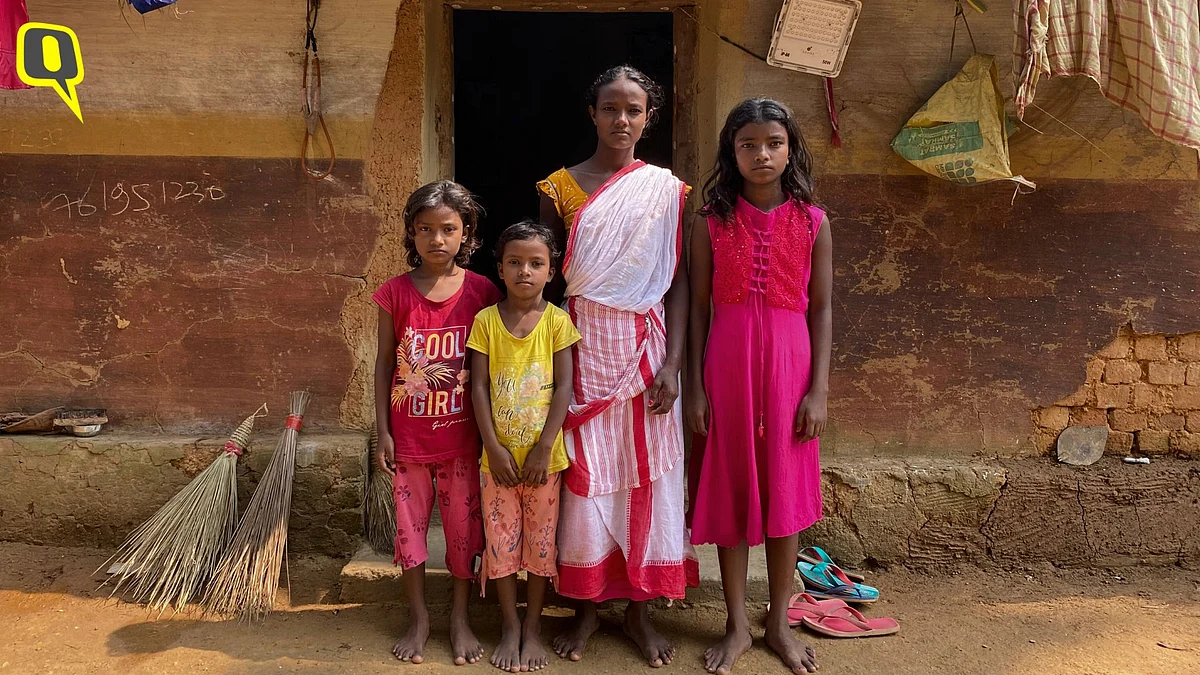 <div class="paragraphs"><p>“I told him not to leave home before sunrise,” Mungli Murmu says of the day her husband Samal was killed in an elephant encounter. </p><p>Seen here is Mungli with her daughters at their home in Rasunia village of Jharkhand’s Saraikela-Kharsawan district.</p></div>