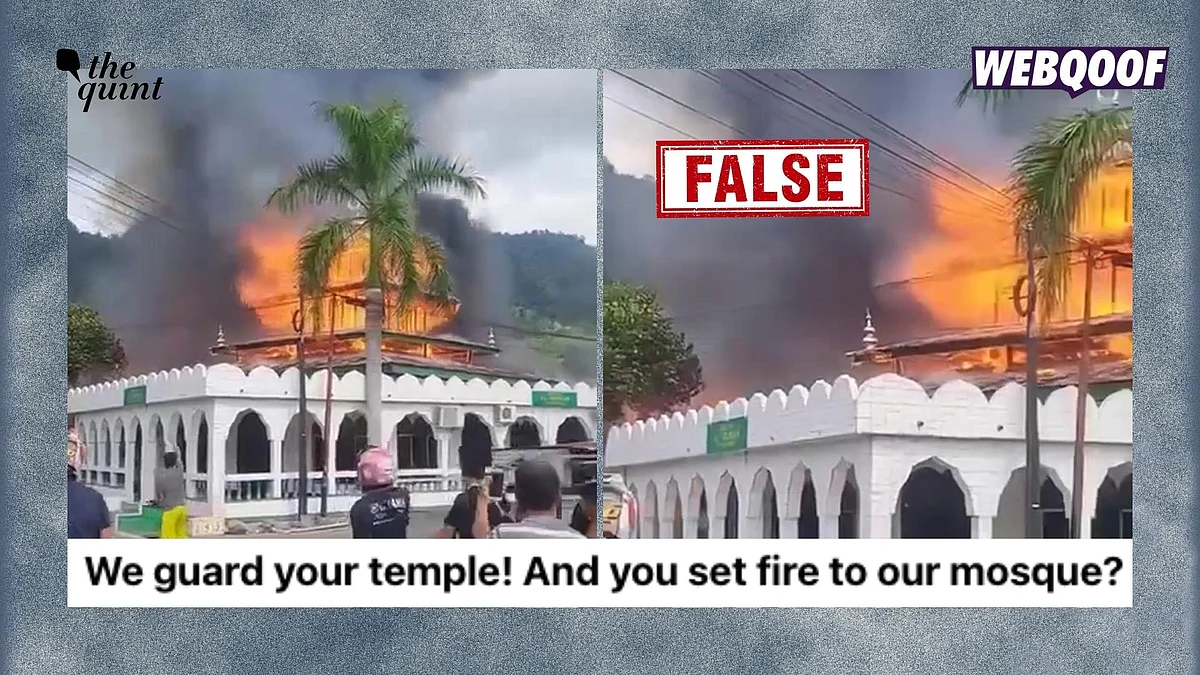 <div class="paragraphs"><p>In reality, the video shows a mosque on fire in Indonesia.</p></div>