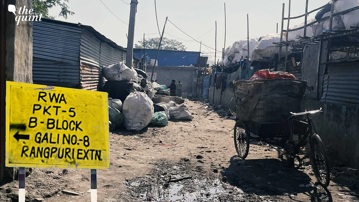 <div class="paragraphs"><p>A lane in New Delhi's Rangpuri locality near Vasant Kunj.</p></div>