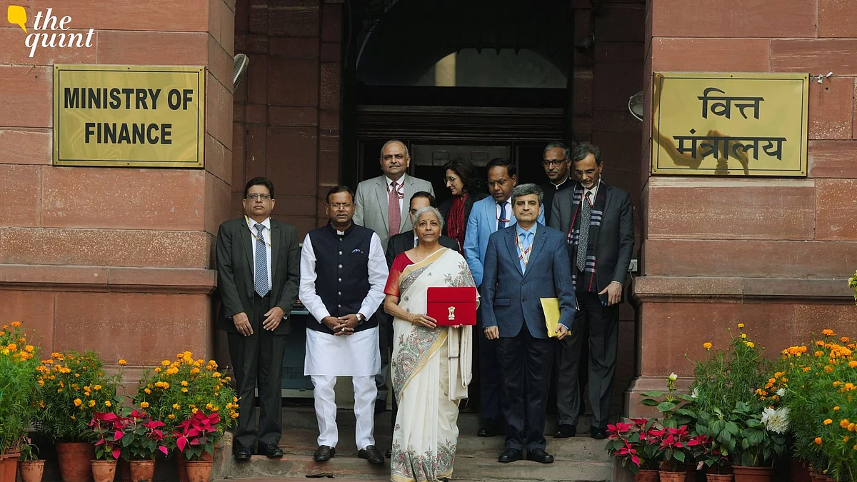 <div class="paragraphs"><p>Union Finance Minister Nirmala Sitharaman with Union Minister of State for Finance Pankaj Chaudhary and other officials outside the Finance Ministry ahead of the presentation of the Union Budget 2025-26.</p></div>
