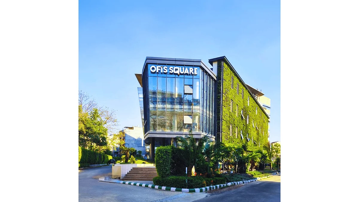 <div class="paragraphs"><p>Ofis Square Launches New Premium Co-Working Space in Gurugram Near MG Road</p><p></p></div>