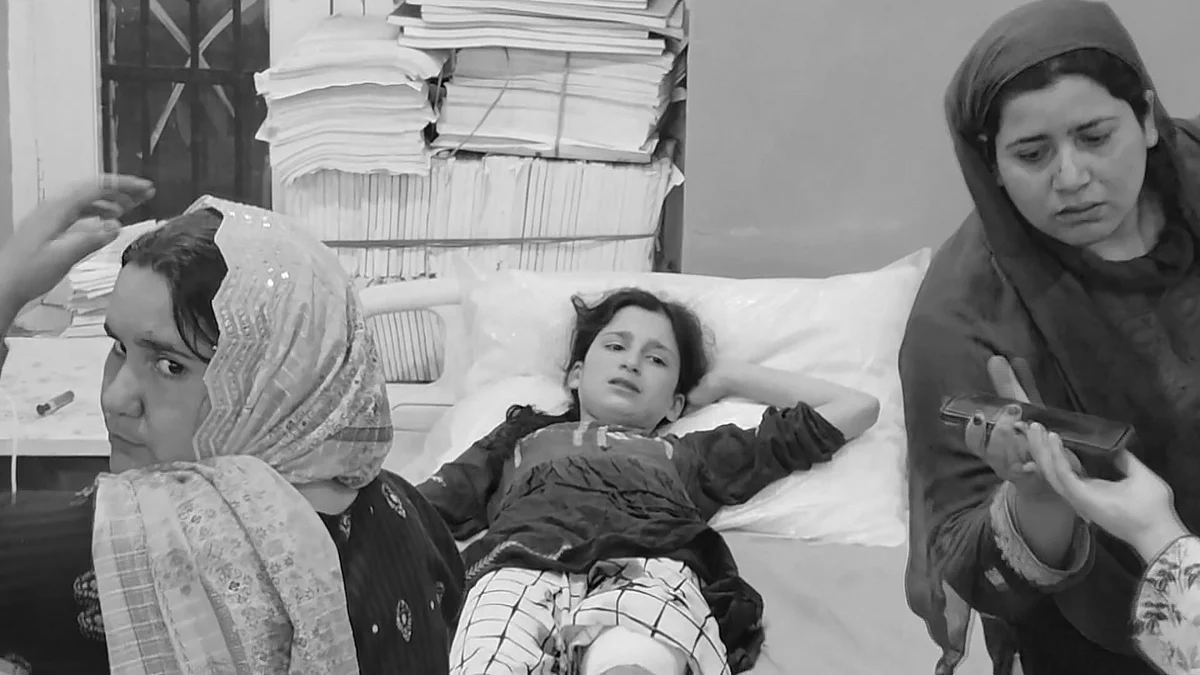<div class="paragraphs"><p>Baramulla: A civilian injured in Pakistani shelling receives treatment at a hospital at Uri, in Baramulla district, J&amp;K, Wednesday, May 07, 2025.</p><p></p></div>