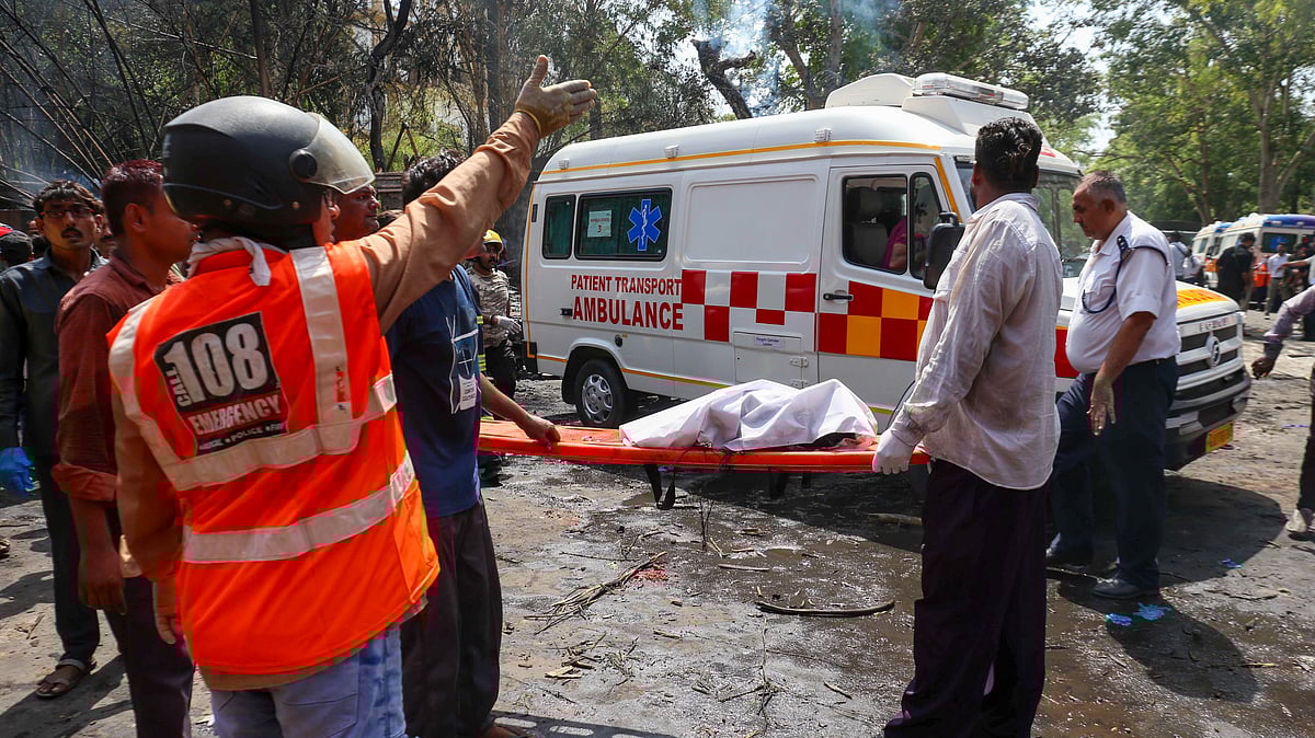 <div class="paragraphs"><p>Air India Crash: British Families Given Wrong Bodies? Working With UK, Says  MEA</p></div>