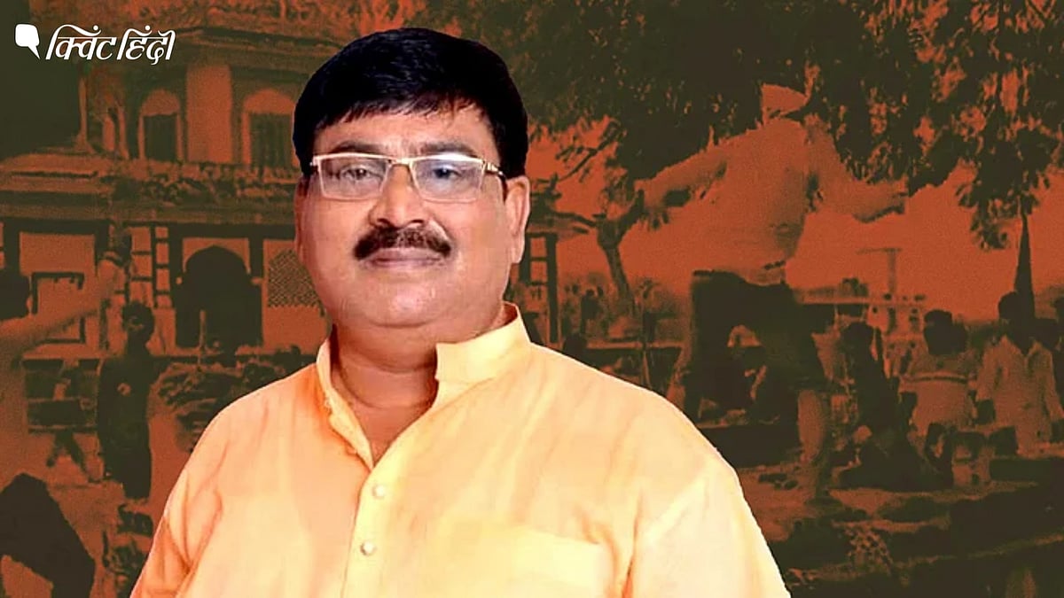 <div class="paragraphs"><p><strong>बीजेपी जिला अध्यक्ष मुखपाल लाल ने फतेहपुर मकबरे पर हमला करने वाली भीड़ का नेतृत्व किया.</strong></p></div>