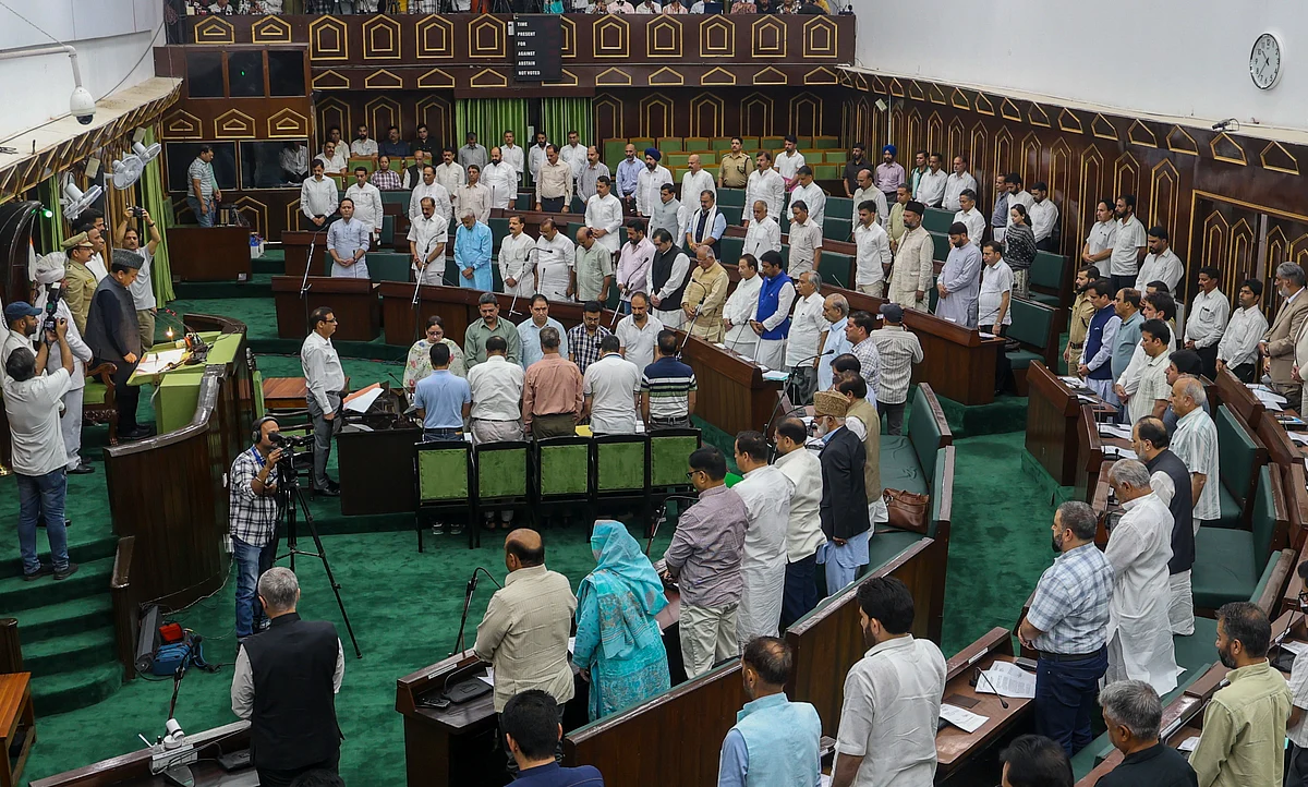 <div class="paragraphs"><p>Although LG Manoj Sinha has repeatedly maintained that his administration works in coordination with the civilian government, the rift between him and CM Abdullah over the administration of the region has only deepened since the latter assumed office.</p></div>