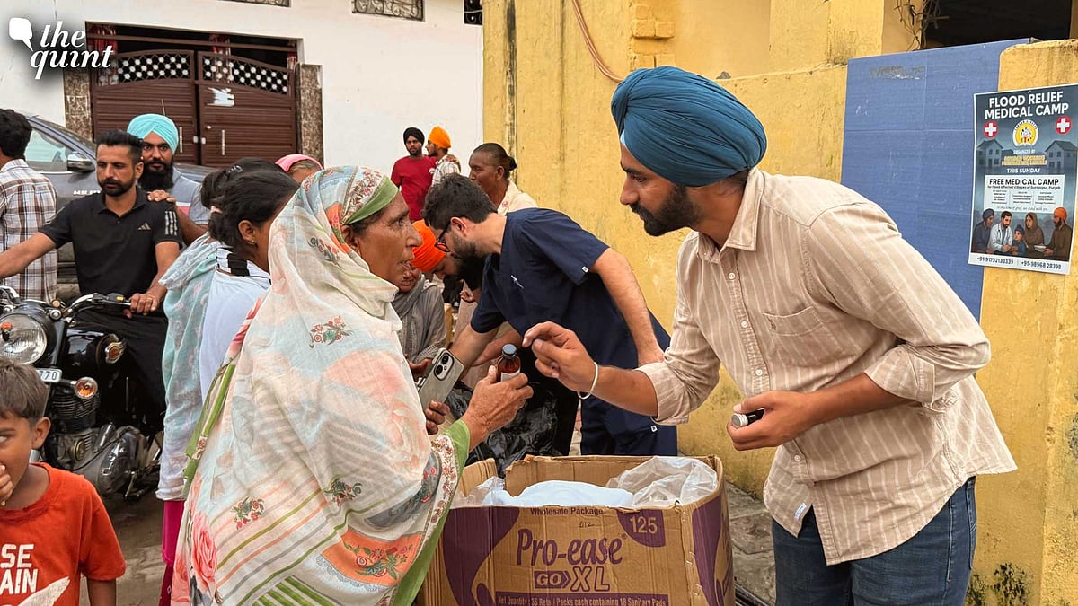 <div class="paragraphs"><p>Young volunteers have been at the forefront of relief efforts in flood-affected Punjab.</p></div>