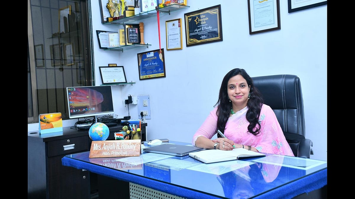 <div class="paragraphs"><p>Dr. Anjali Pandey has been honoured with the Best Educator 2025 Award at Vijaybhoomi University.</p></div>