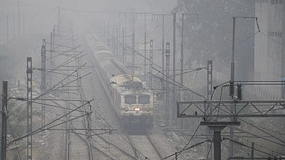 <div class="paragraphs"><p>50 Trains, 100 Flights Disrupted as Poor AQI, Smog Persists in Delhi-NCR</p></div>