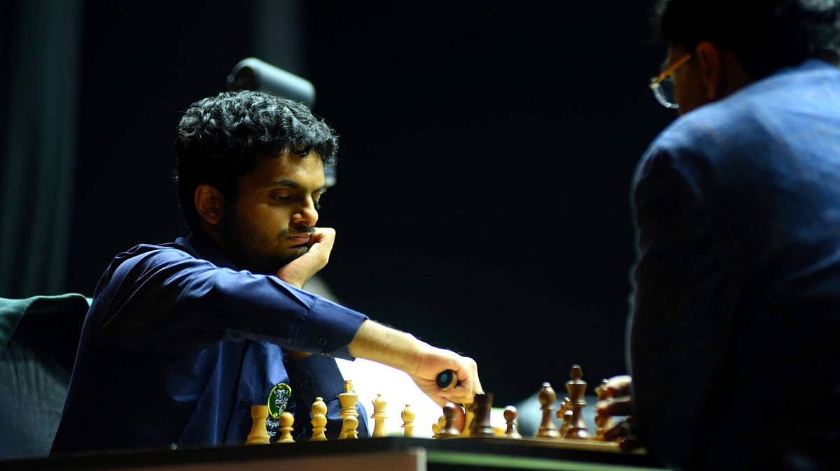 <div class="paragraphs"><p>Tata Steel Chess India: Nihal Sarin Crowned Rapid Champion, Anand Finishes 2nd</p></div>
