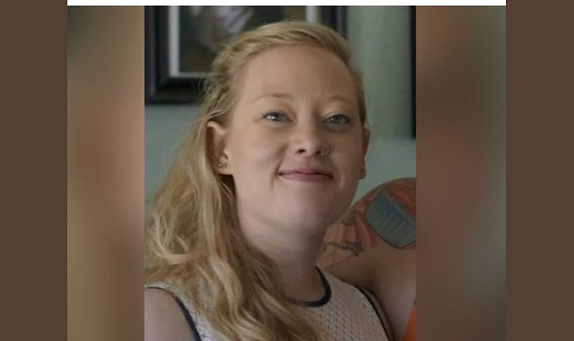 <div class="paragraphs"><p>Minneapolis ICE Shooting: Political Fallout, Protests, as Trump Defends Action</p></div>