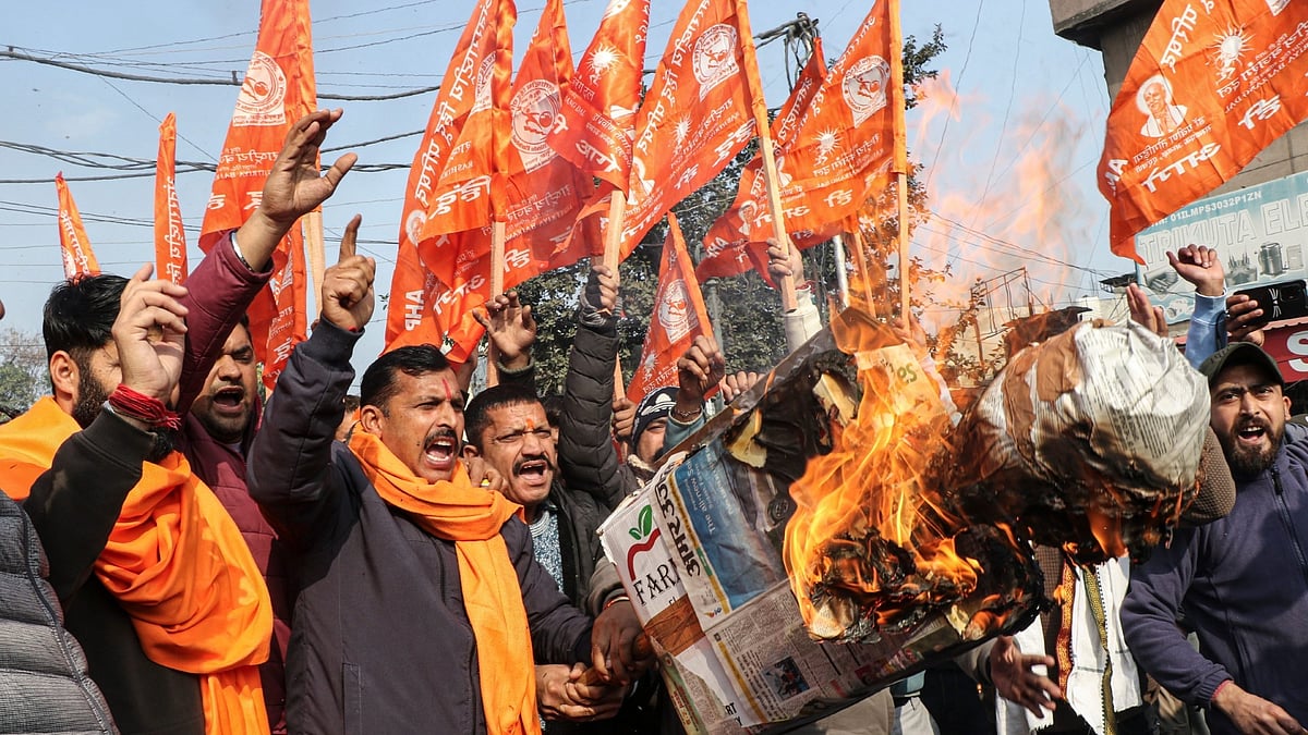 <div class="paragraphs"><p>Rashtriya Bajrang Dal members stage a demonstration  to demand revocation of the MBBS admission list of Shri Mata Vaishno Devi Institute of Medical Excellence in  Reasi, in Jammu.</p></div>
