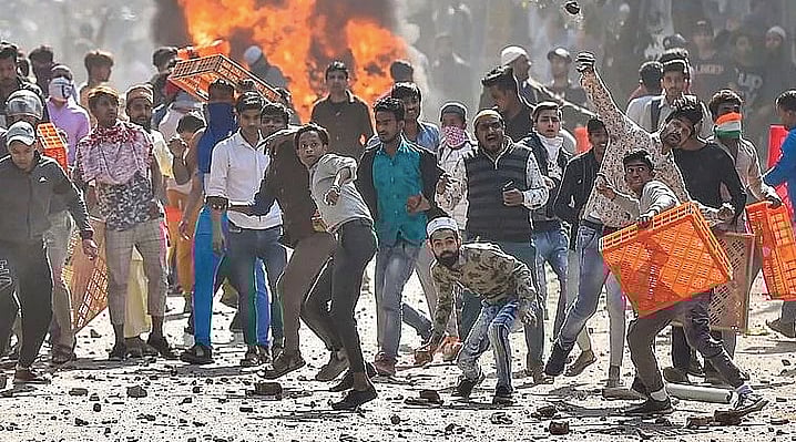 <div class="paragraphs"><p>Delhi High Court to hear pleas for SIT probe into 2020 riots on 23 January.</p></div>