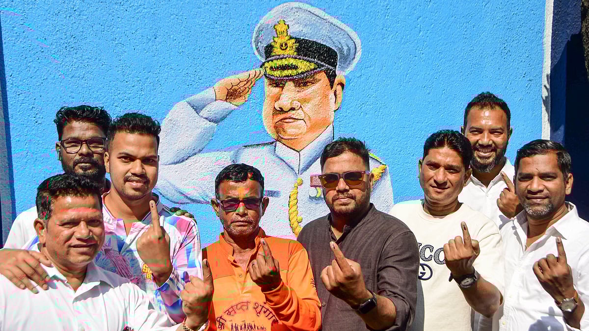 <div class="paragraphs"><p>BMC Exit Polls: BJP, Sena to Win Mumbai, Thackerays a Significant Opposition</p></div>