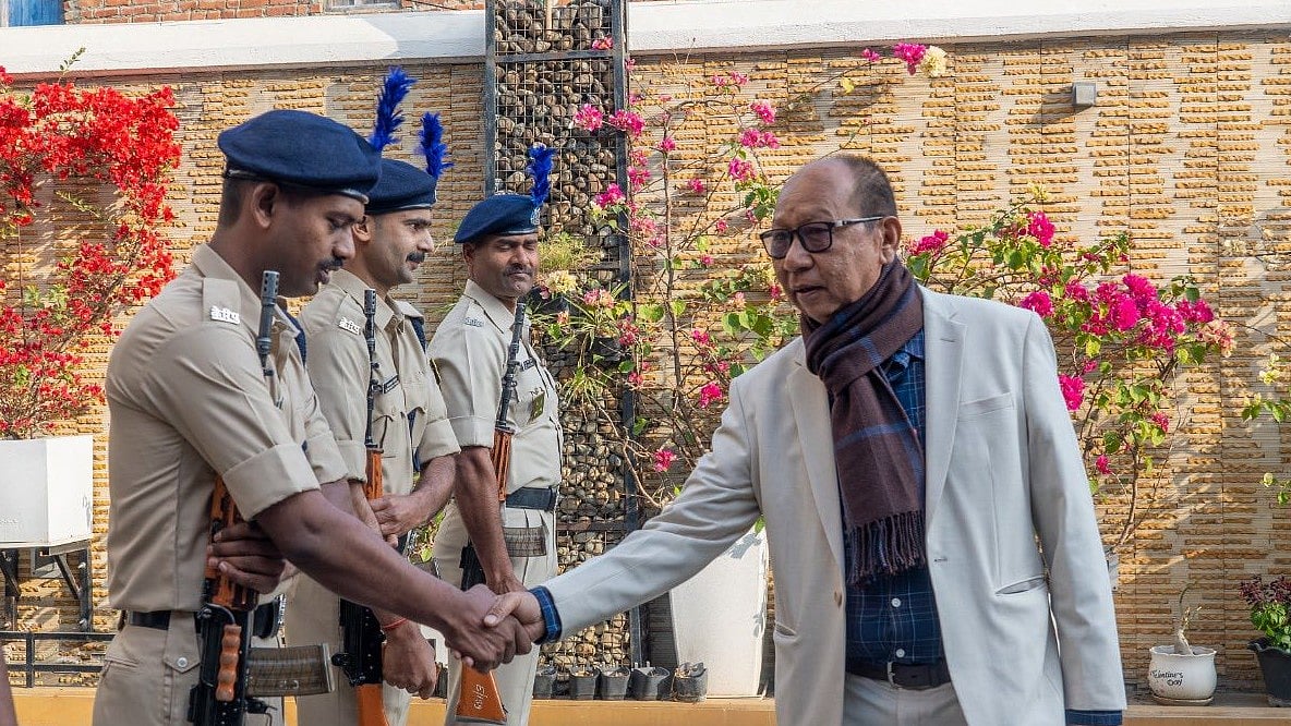 <div class="paragraphs"><p>Yumnam Khemchand Singh Chosen As Next Manipur Chief Minister</p></div>