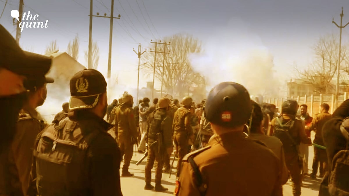 <div class="paragraphs"><p>For three consecutive days, parts of Kashmir have witnessed shutdowns, street demonstrations, tear-gas shelling, and injuries.</p></div>