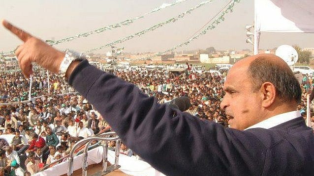 <div class="paragraphs"><p>KC Tyagi Resigns From JD(U), Plans Next Political Move</p></div>