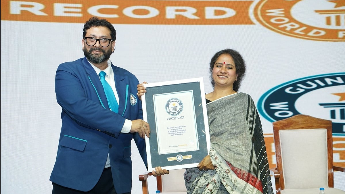 <div class="paragraphs"><p>RA Expert Dr. Mukesh Sharda is famous for treating all types of Arthritis Naturally </p></div>