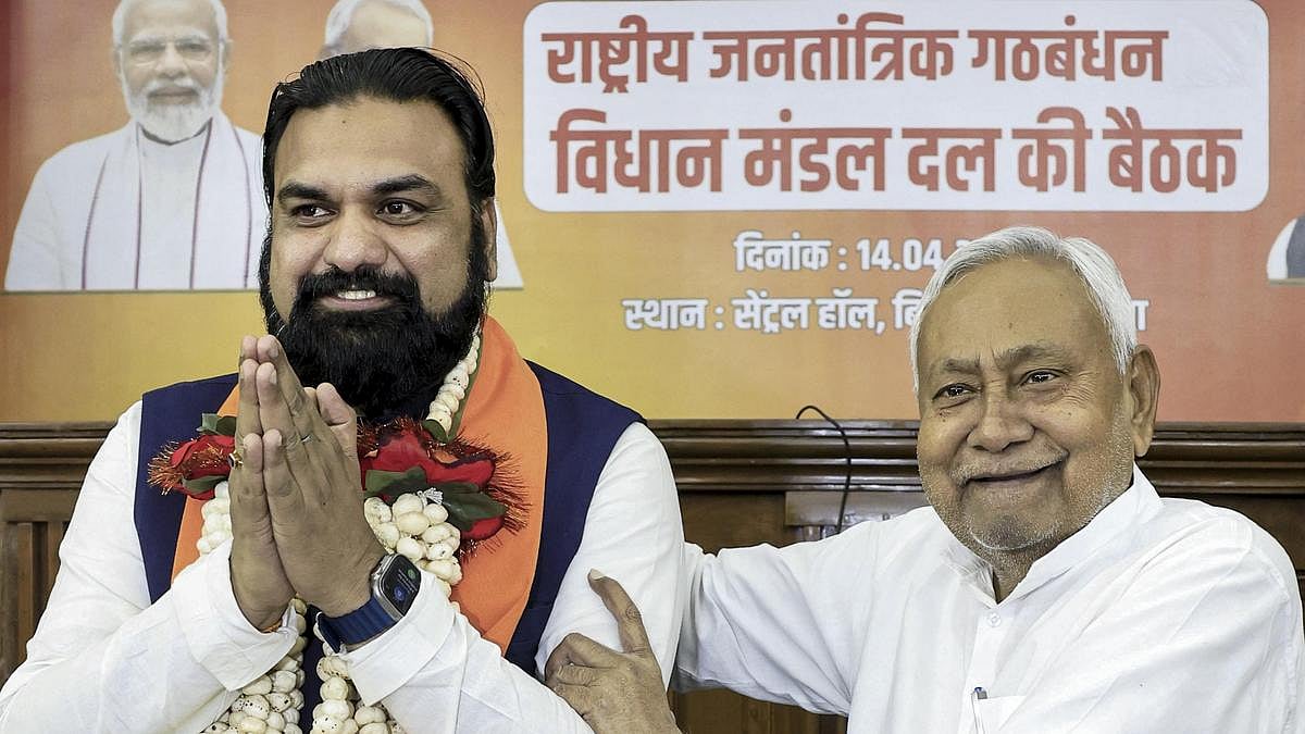 <div class="paragraphs"><p>Nitish Kumar resigns, BJP's Samrat Choudhary Set To Become Bihar’s New Chief Minister</p></div>