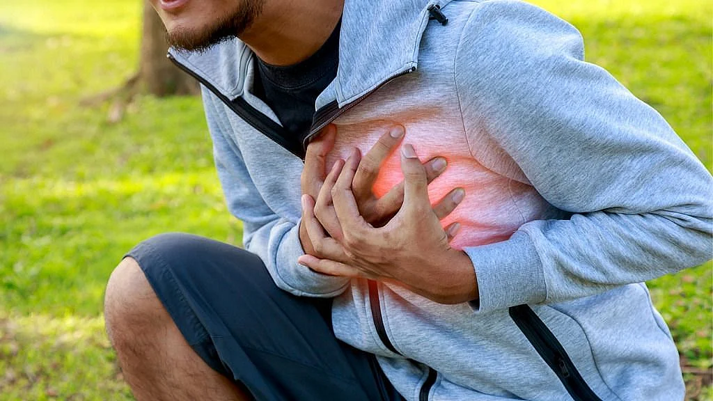 <div class="paragraphs"><p>What causes heart attacks during or after workout due to excessive training?</p></div>